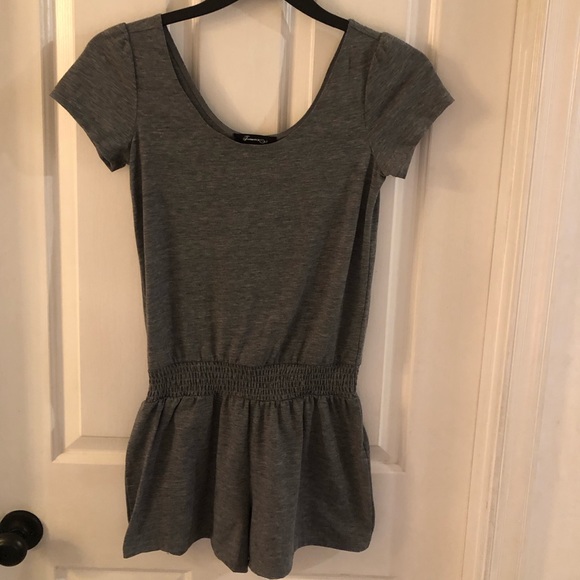 Forever 21 Romper - Picture 4 of 4